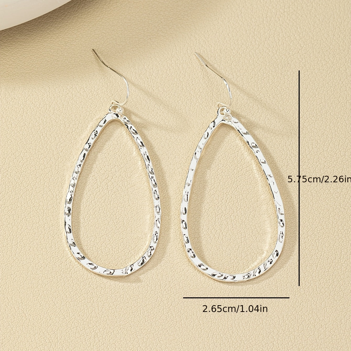 Hollow Dainty Water Drop Shape Pendant Drop