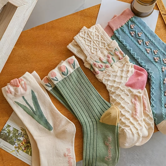 4 Pairs of Vibrant Floral Cottagecore Ankle Socks Set
