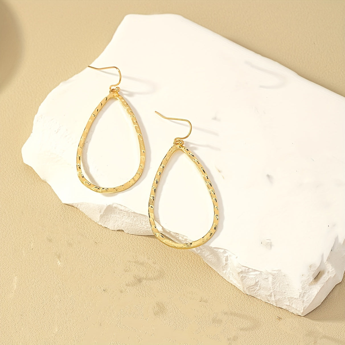 Hollow Dainty Water Drop Shape Pendant Drop