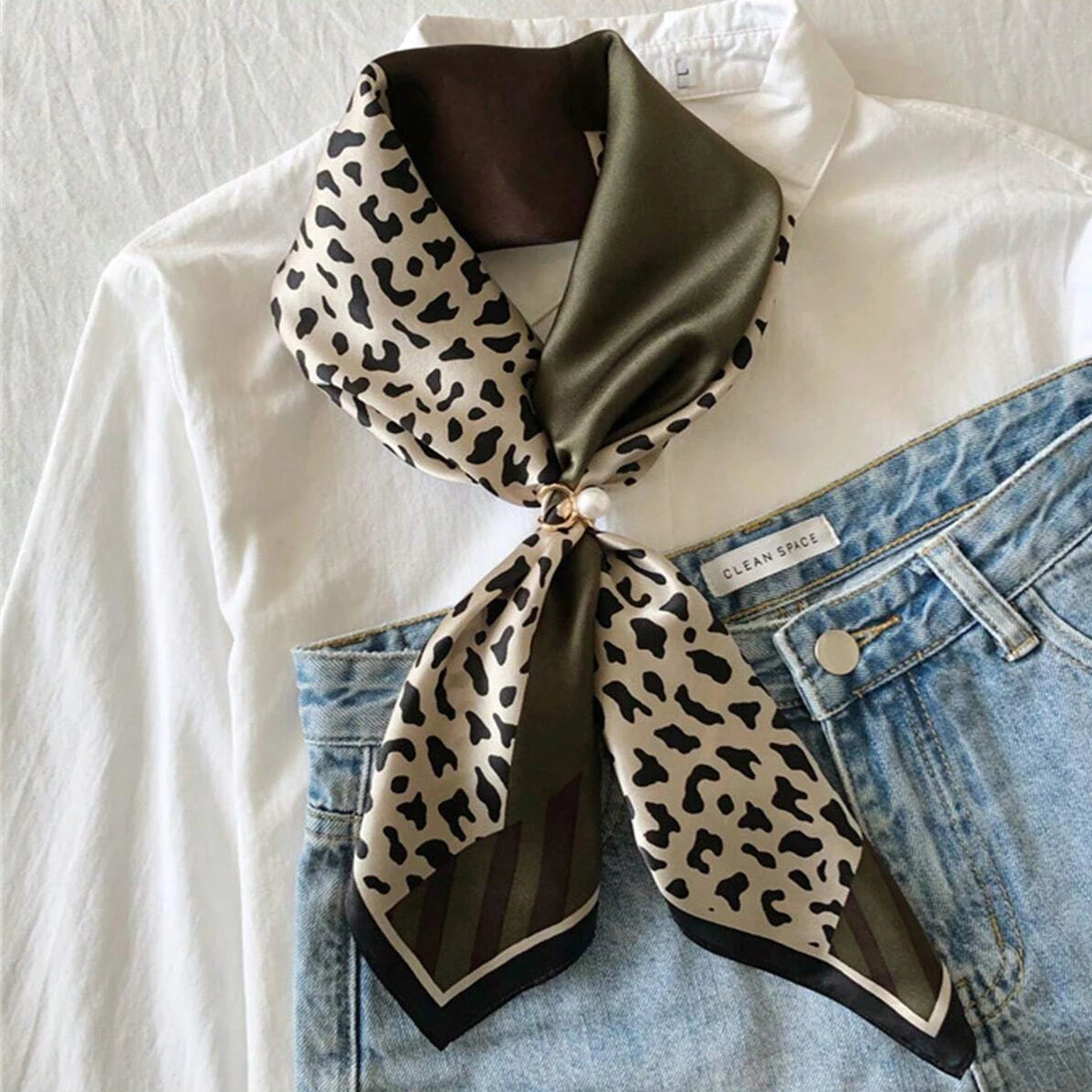 1 piece of women's fashionable and minimalist style scarf,