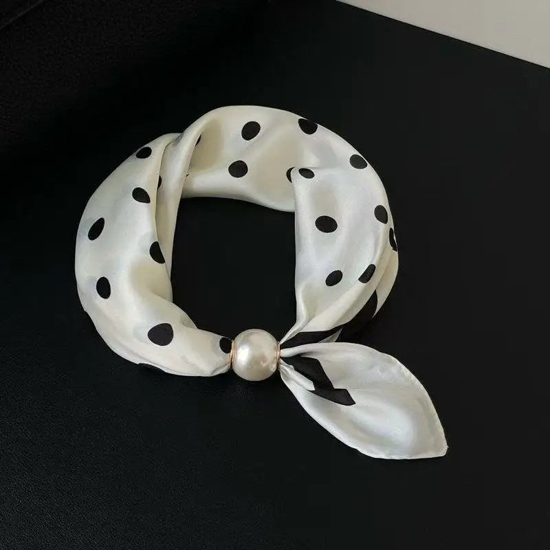 Necklaces Pearls Magnetic Buckles Scarves Short Collarbones Clothing Accessories Neck Protection Scar Covering Women's Scarves