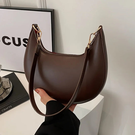 New Fashionable High-end Moon-shaped Baseball Bag,