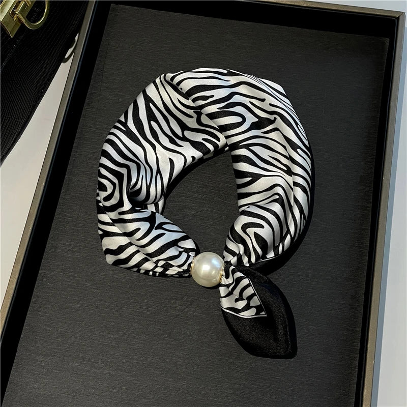 Necklaces Pearls Magnetic Buckles Scarves Short Collarbones Clothing Accessories Neck Protection Scar Covering Women's Scarves