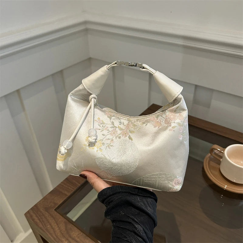 2025  Chinese Style Fine Embroidery Ladies Handbags